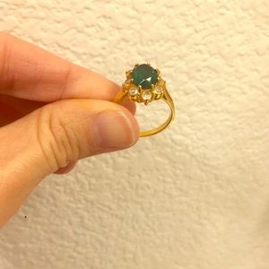 Vintage emerald ring
